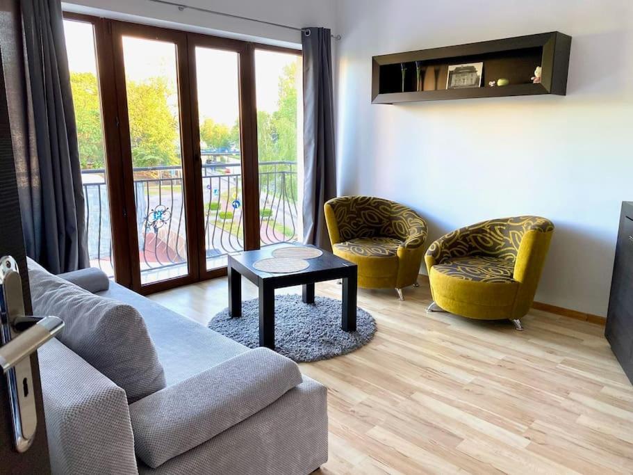 Ferienwohnung Piekny Apartament Z Widokiem Na Jezioro Niegocin Lötzen Exterior foto