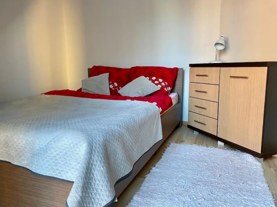 Ferienwohnung Piekny Apartament Z Widokiem Na Jezioro Niegocin Lötzen Exterior foto