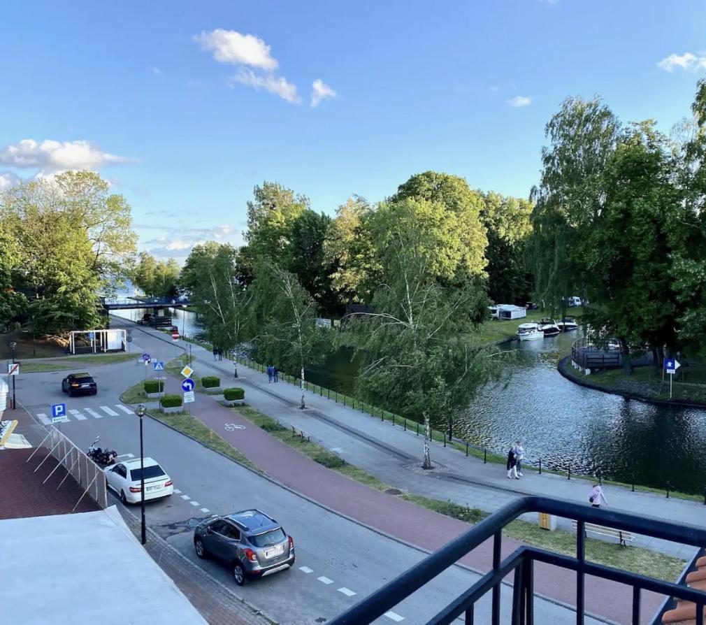 Ferienwohnung Piekny Apartament Z Widokiem Na Jezioro Niegocin Lötzen Exterior foto